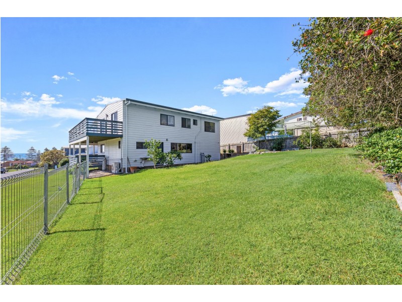 1 Bream Street, Tuross Head NSW 2537
