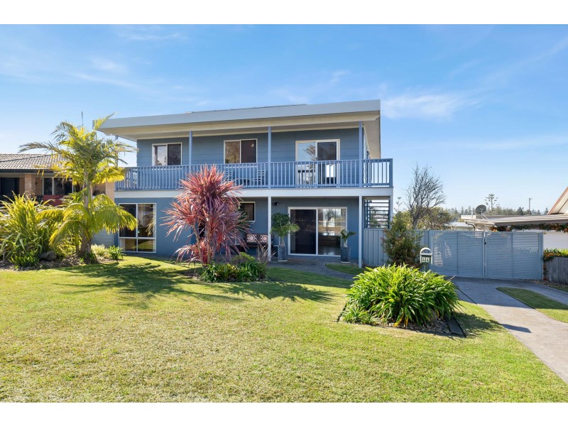 44 Hawkins Road, Tuross Head NSW 2537