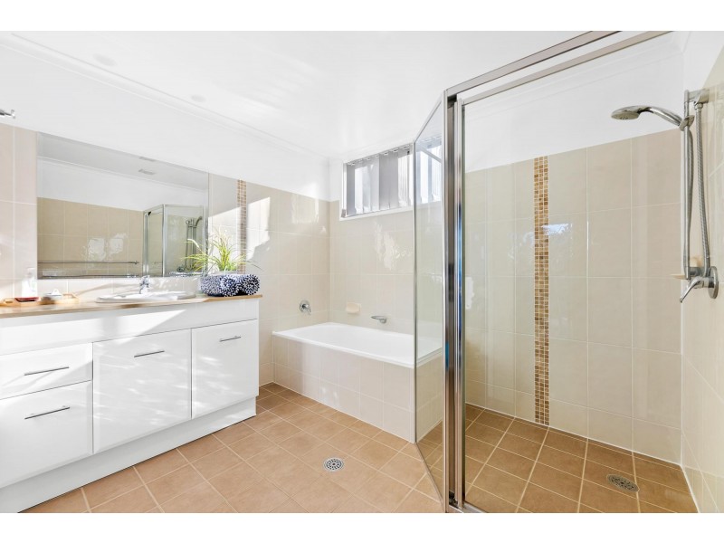 44 Hawkins Road, Tuross Head NSW 2537