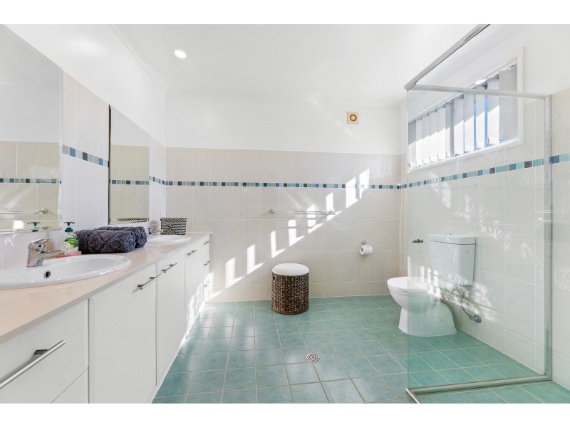 44 Hawkins Road, Tuross Head NSW 2537