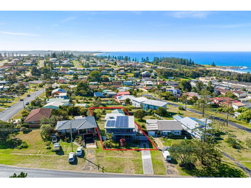 44 Hawkins Road, Tuross Head NSW 2537