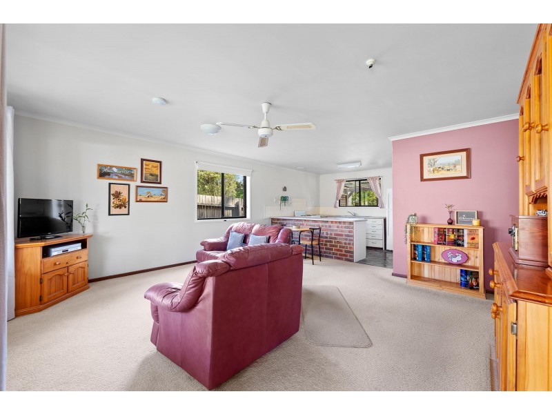 13 Grenville Avenue, Tuross Head NSW 2537