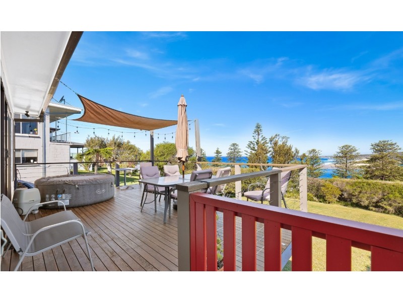 3 Raleigh Crescent, Tuross Head NSW 2537