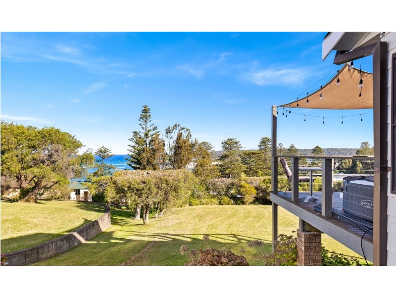 3 Raleigh Crescent, Tuross Head NSW 2537
