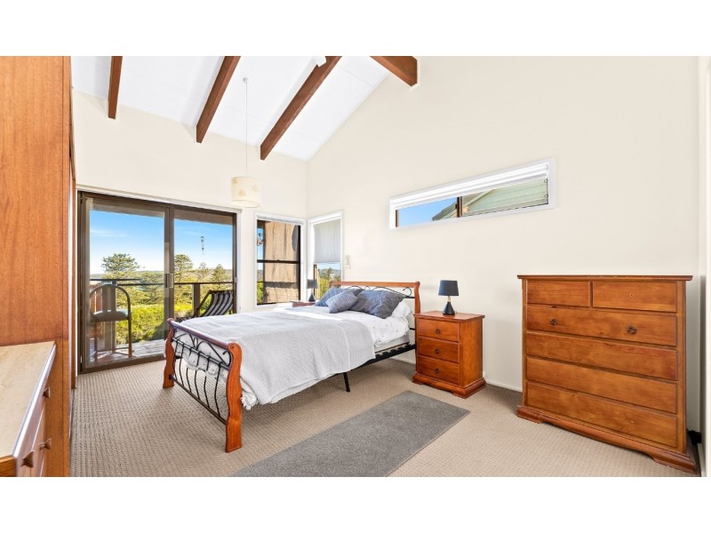 3 Raleigh Crescent, Tuross Head NSW 2537