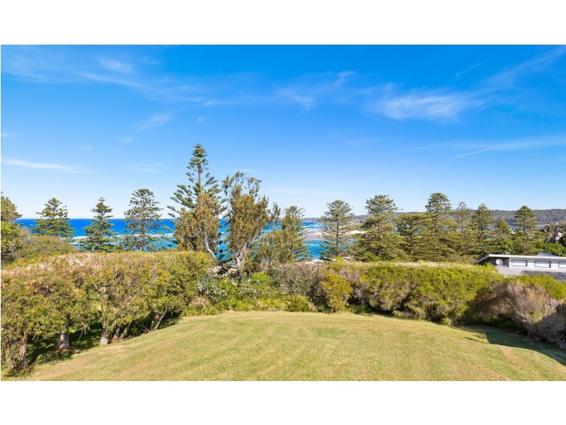 3 Raleigh Crescent, Tuross Head NSW 2537