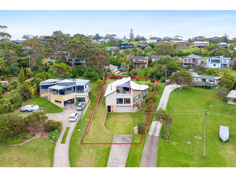 90 Nelson Parade, Tuross Head NSW 2537