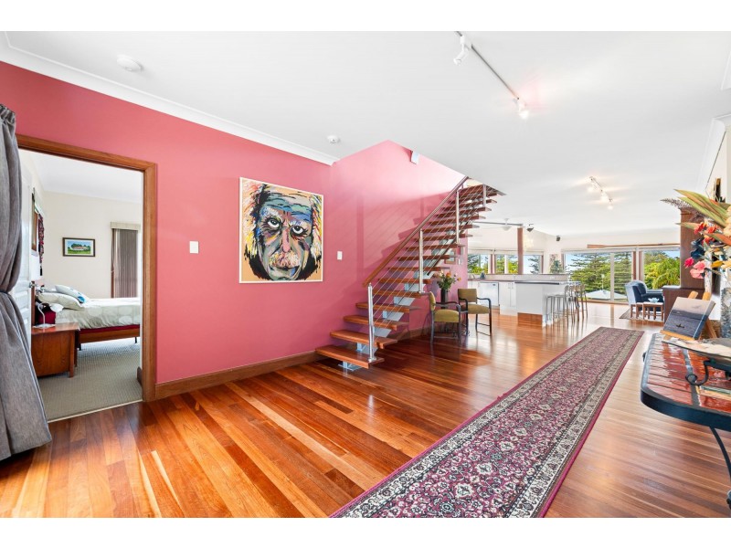90 Nelson Parade, Tuross Head NSW 2537