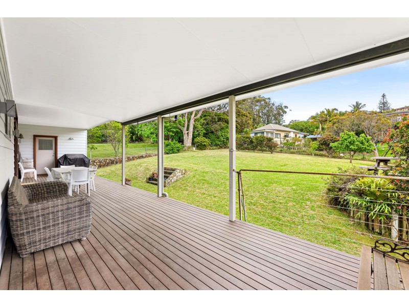 90 Nelson Parade, Tuross Head NSW 2537
