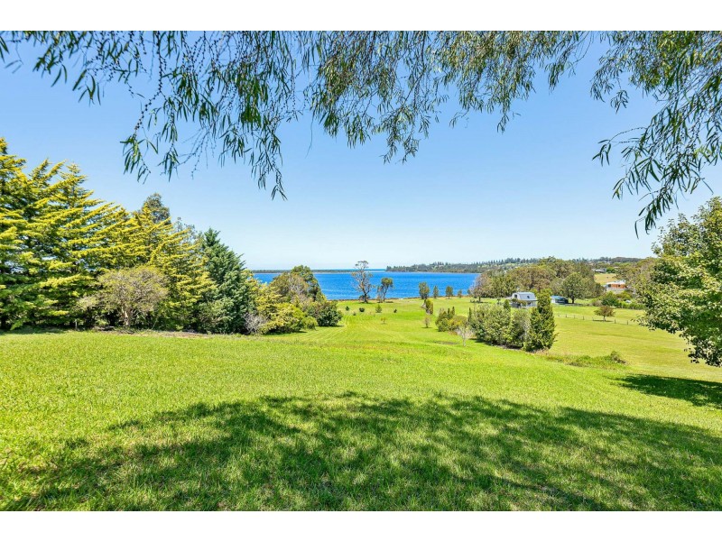 48 Windward Close, Tuross Head NSW 2537