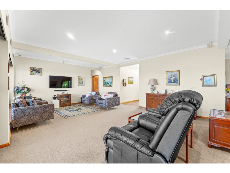 48 Windward Close, Tuross Head NSW 2537