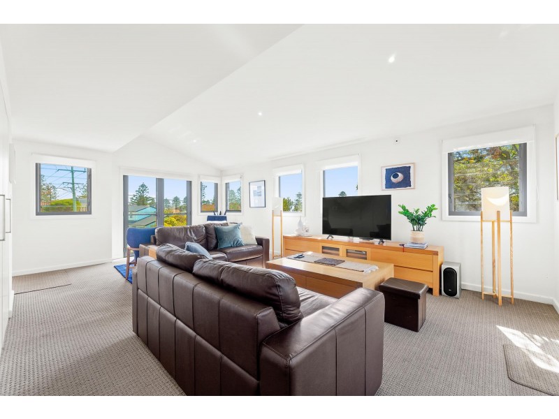 23 Beach Street, Tuross Head NSW 2537