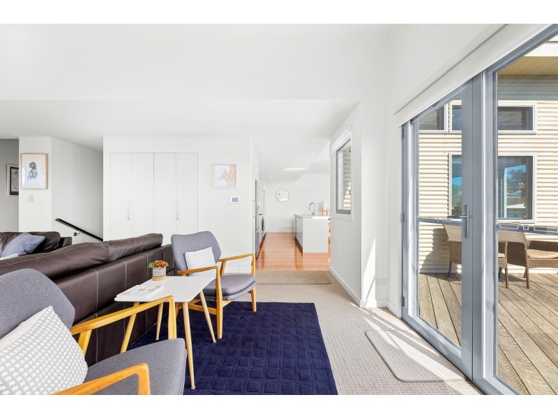 23 Beach Street, Tuross Head NSW 2537