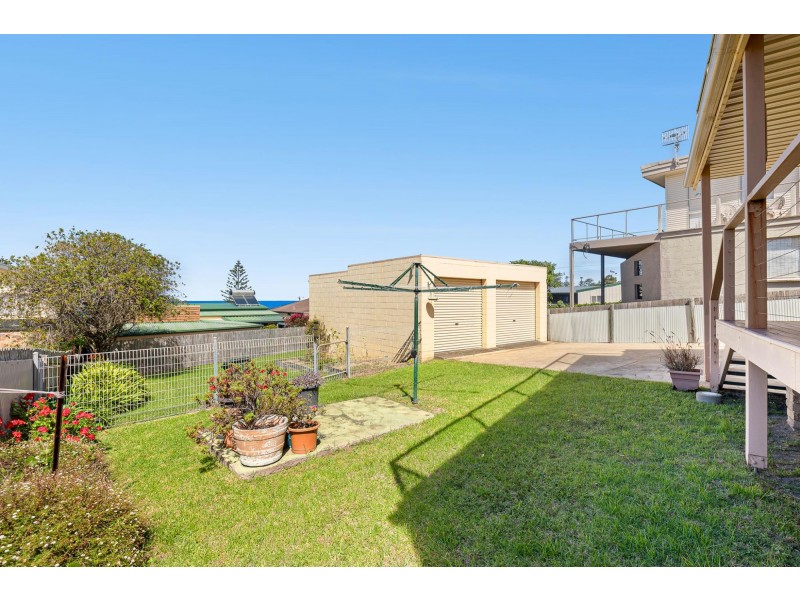 26 Surf Street, Tuross Head NSW 2537