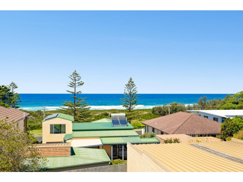 26 Surf Street, Tuross Head NSW 2537
