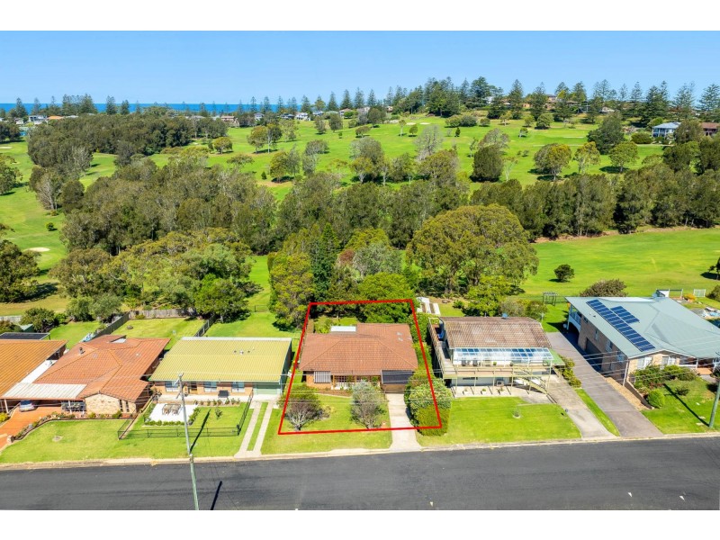 51 Coila Avenue, Tuross Head NSW 2537
