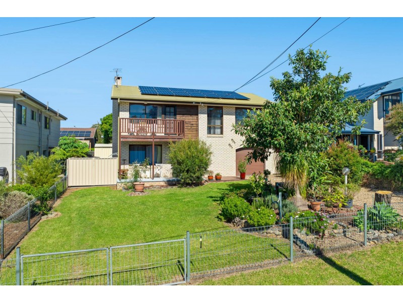 41 Lake Street, Tuross Head NSW 2537