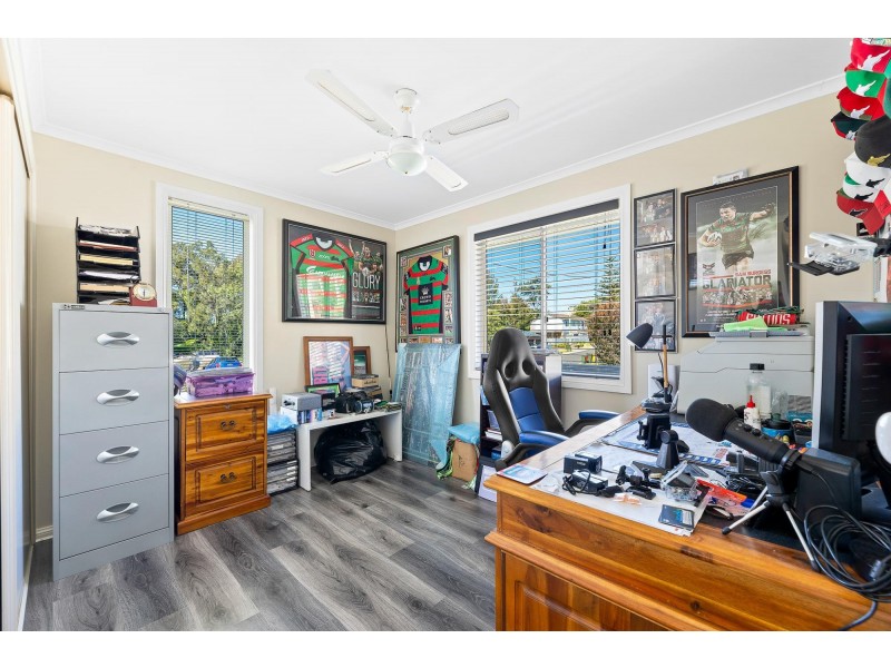 17 Manly Street, Tuross Head NSW 2537
