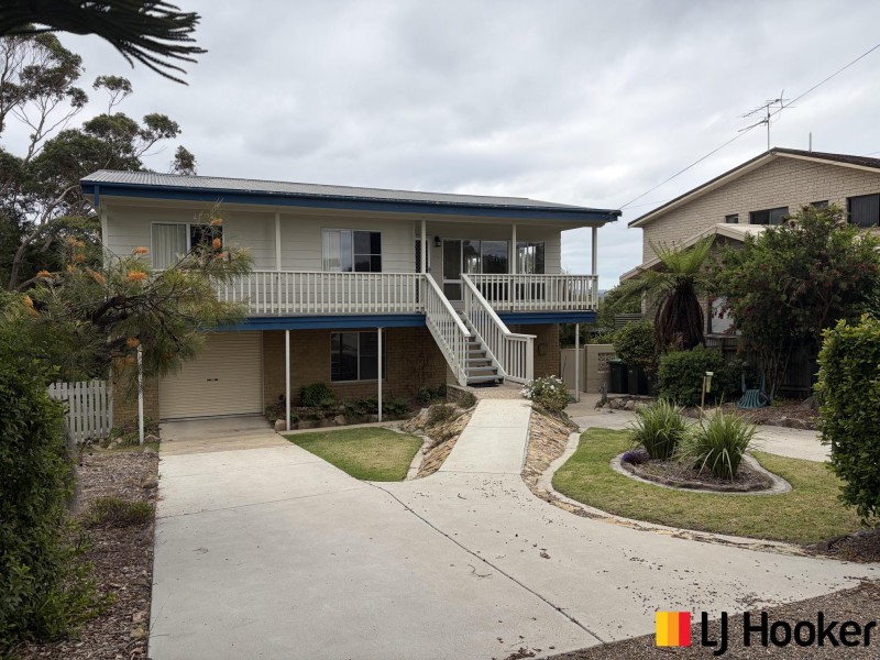 27 Allenby Road, Tuross Head NSW 2537