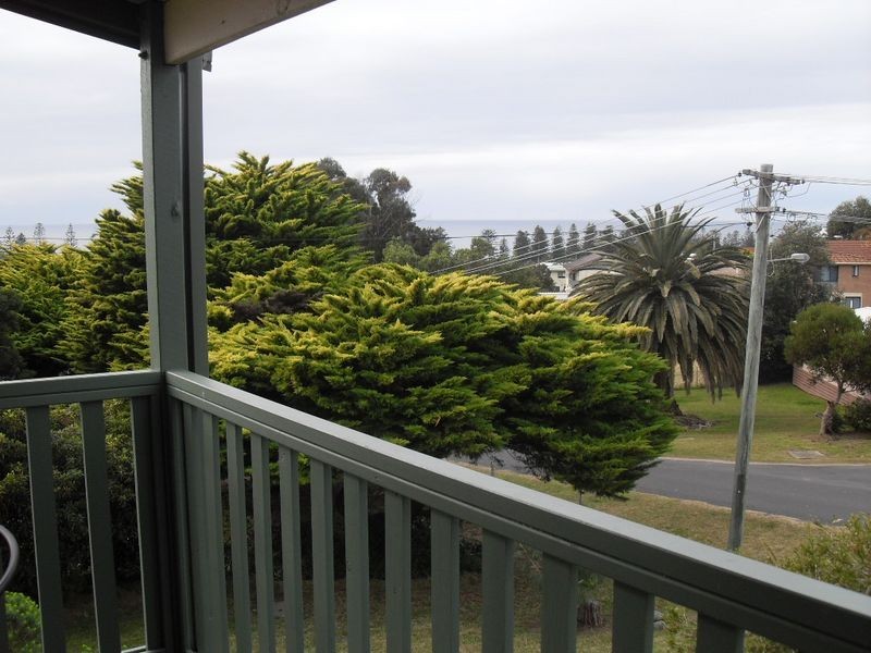 7 Salmon Street, Tuross Head NSW 2537