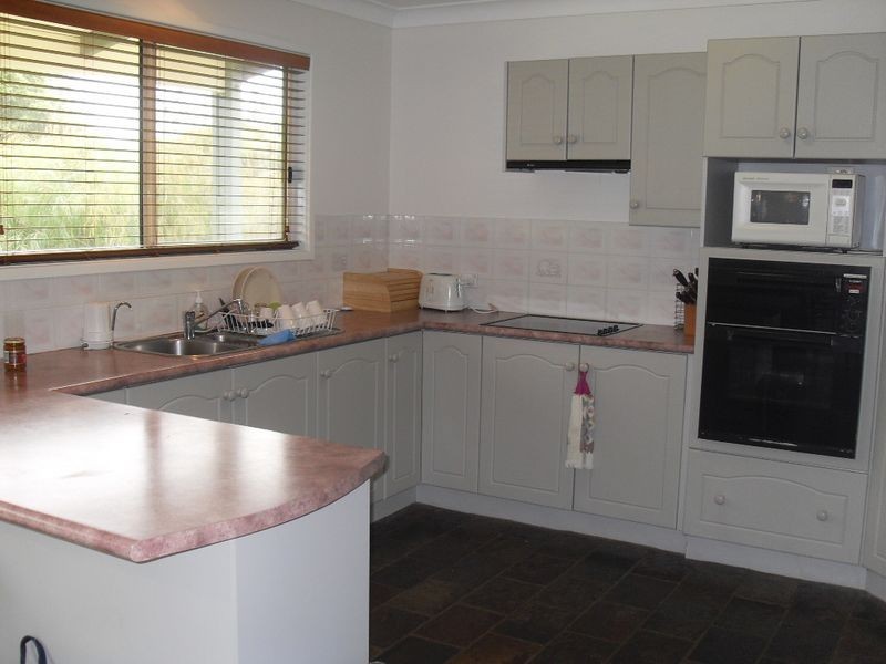 7 Salmon Street, Tuross Head NSW 2537