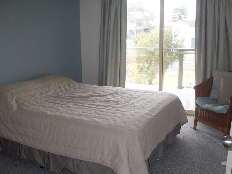 7 Salmon Street, Tuross Head NSW 2537
