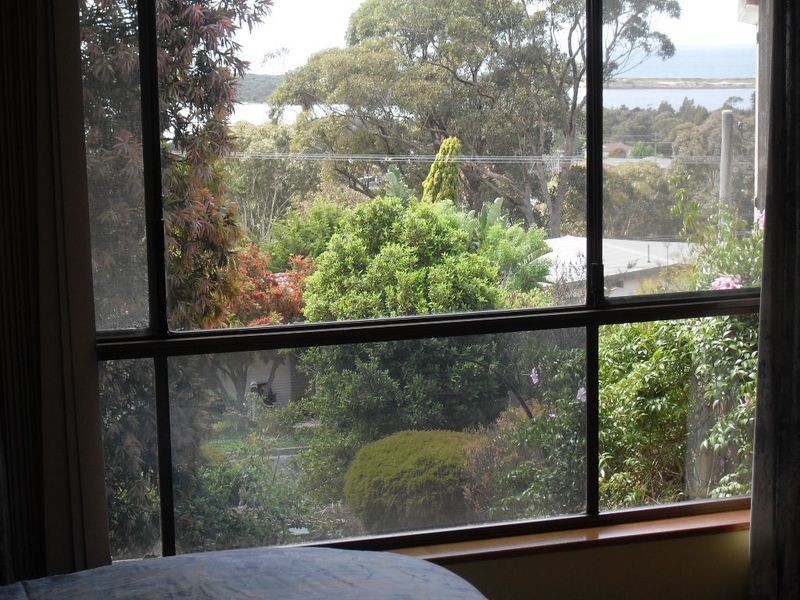 75 Coogee Street, Tuross Head NSW 2537