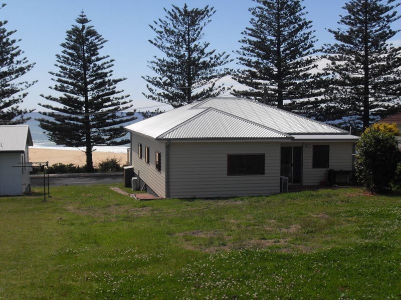 5 Tuross Boulevarde, Tuross Head NSW 2537