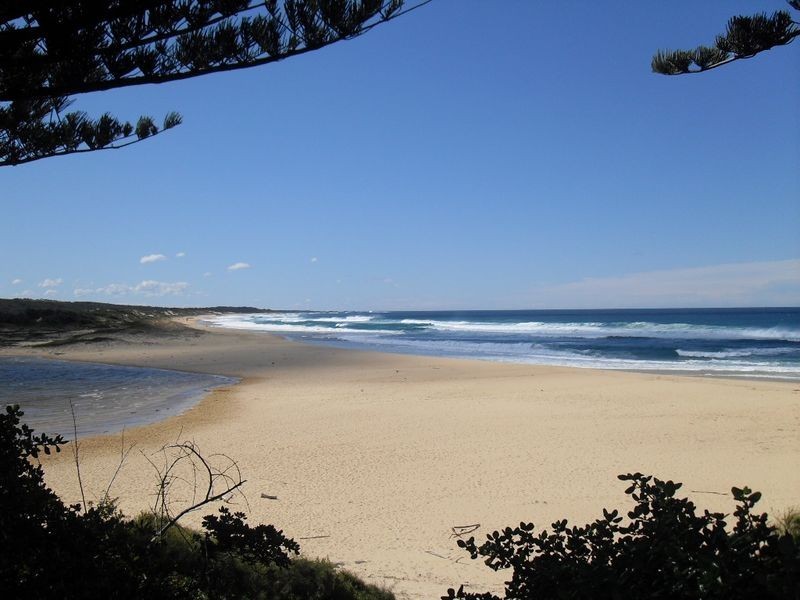 5 Tuross Boulevarde, Tuross Head NSW 2537