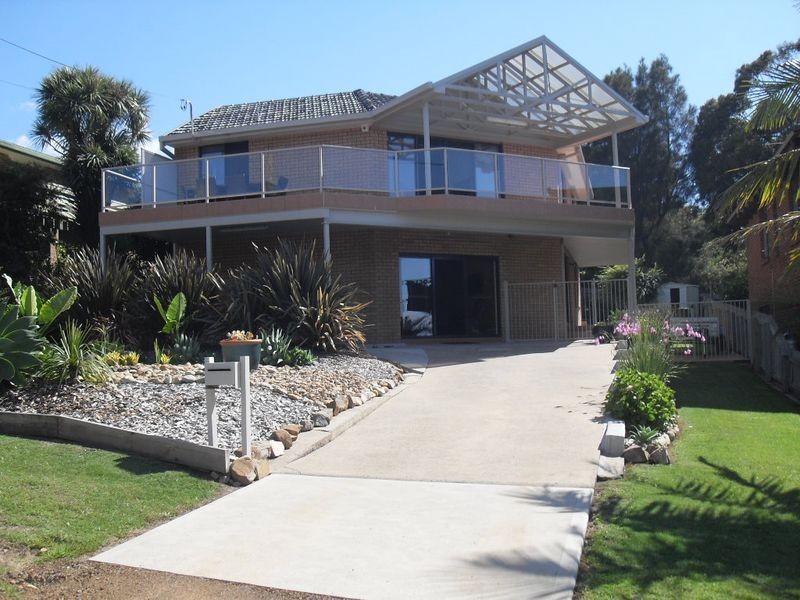 6 Morwong Street, Tuross Head NSW 2537