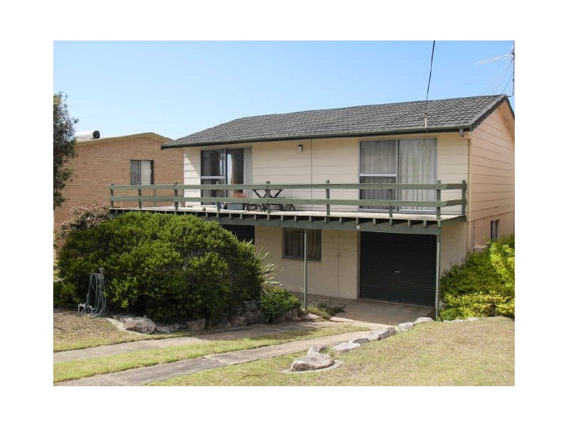 11 Kitchener Road, Tuross Head NSW 2537