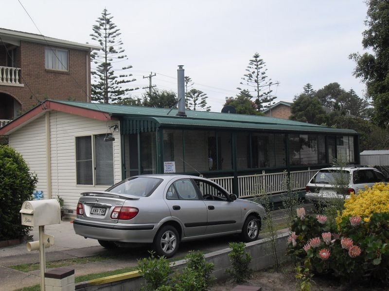 4 Beach Street, Tuross Head NSW 2537