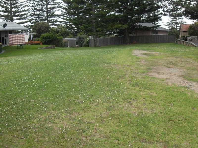 20 Coral Crescent, Tuross Head NSW 2537