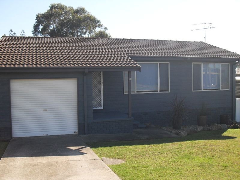 30 Beach Street, Tuross Head NSW 2537