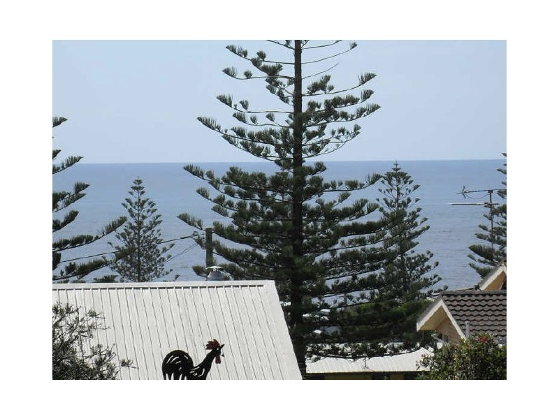 8 Kitchener Road, Tuross Head NSW 2537