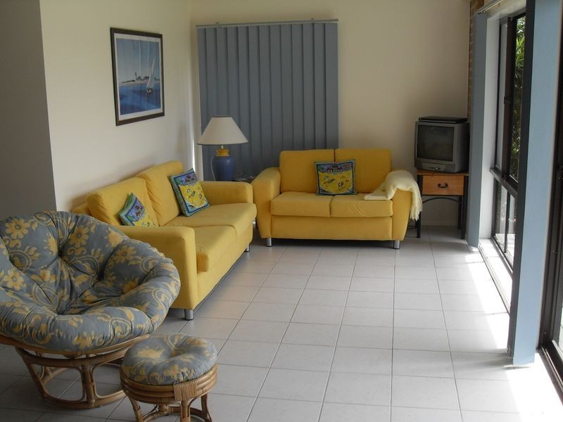 5 Marlin Street, Tuross Head NSW 2537