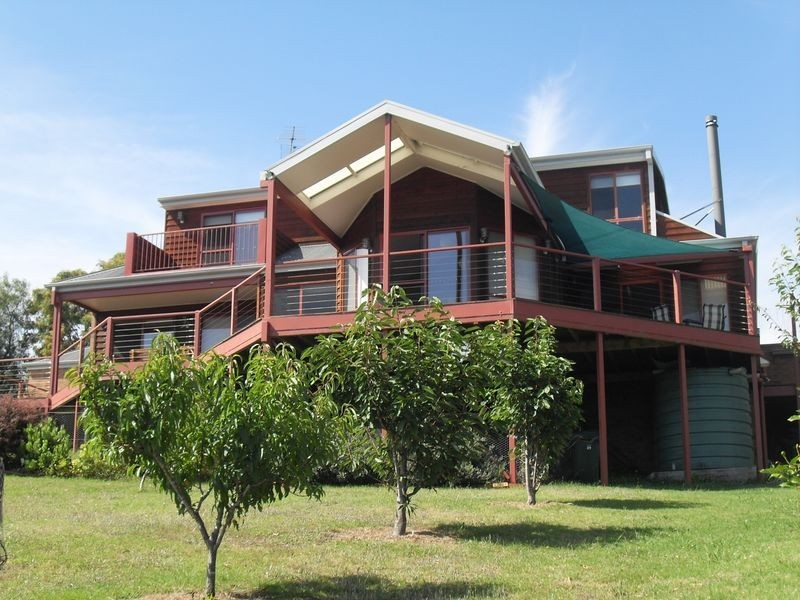 39 Skipjack Reach, Tuross Head NSW 2537