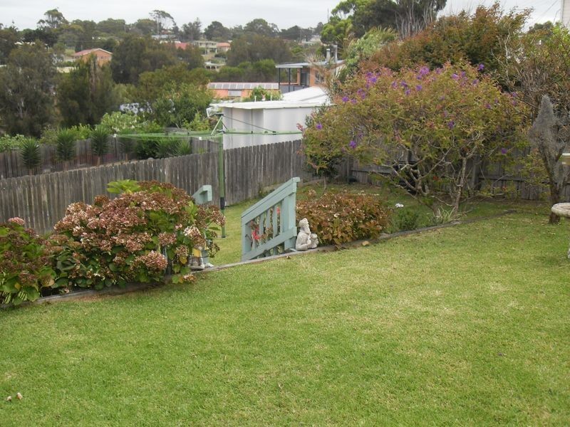 33 Marlin Street, Tuross Head NSW 2537