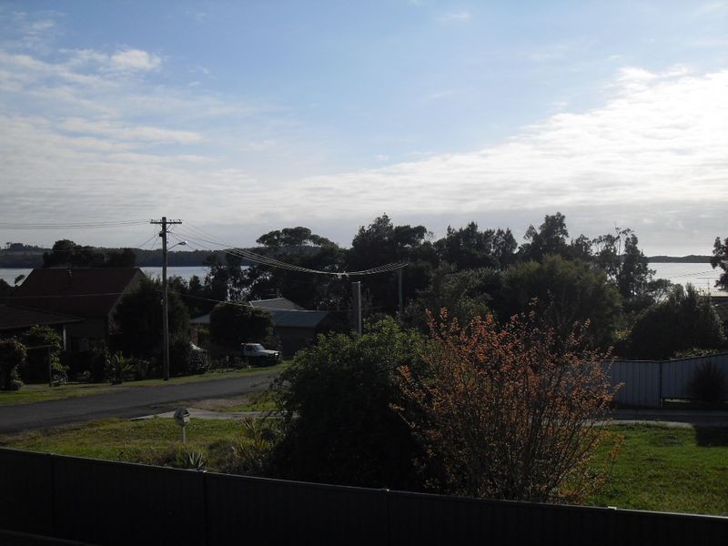 3 Wave Street, Tuross Head NSW 2537