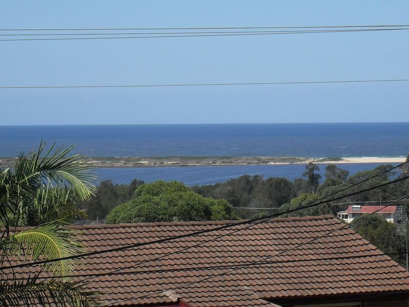 51 Coogee Street, Tuross Head NSW 2537