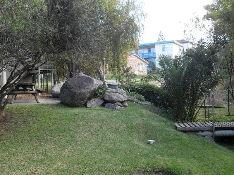 14 Beach Street, Tuross Head NSW 2537