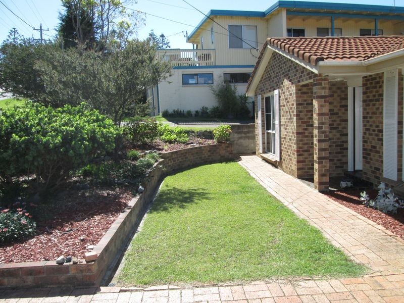 10 Beach Street, Tuross Head NSW 2537