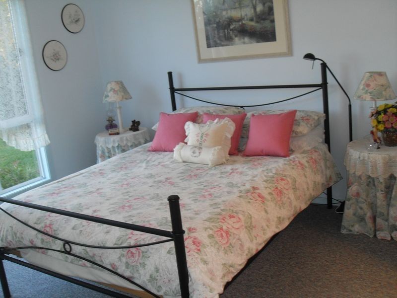 20 Beach Street, Tuross Head NSW 2537