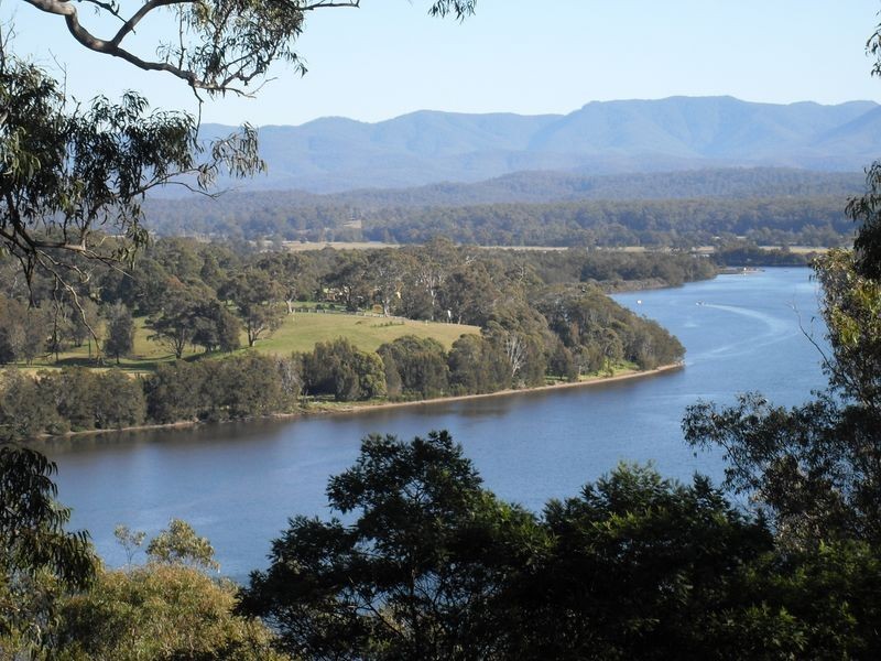 35 Trafalgar Road, Tuross Head NSW 2537