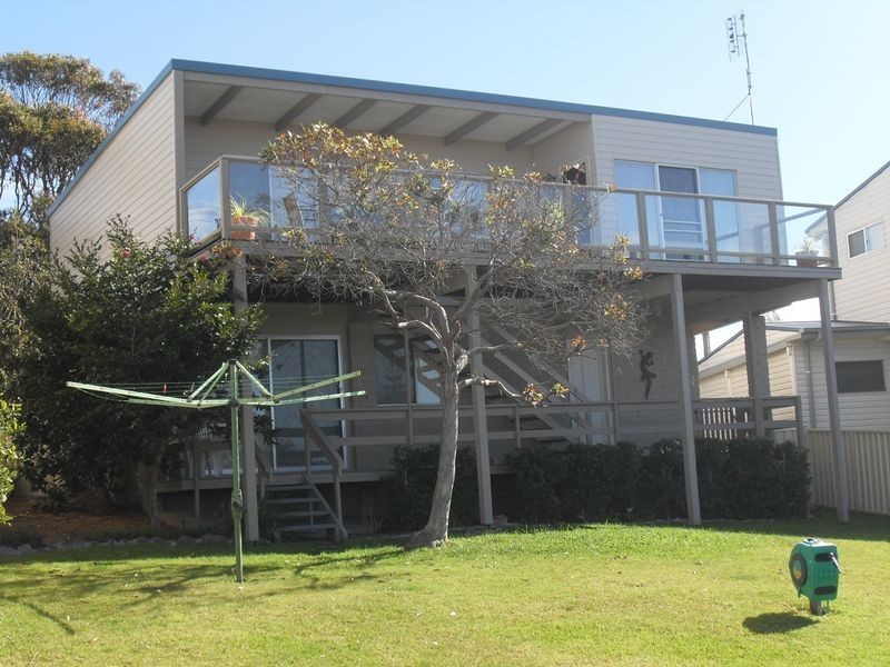 8 Shell Street, Tuross Head NSW 2537