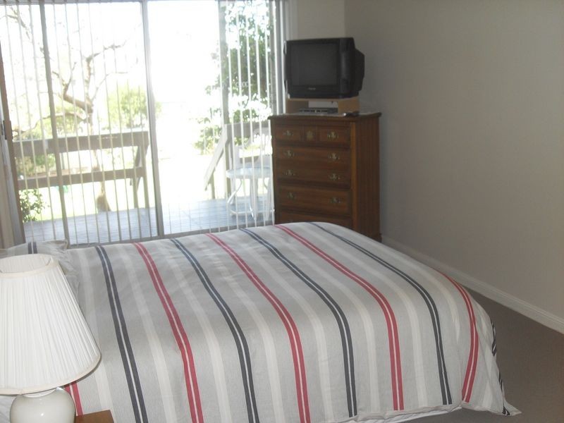 8 Shell Street, Tuross Head NSW 2537