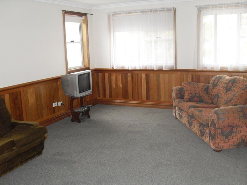 8 Evans Road, Tuross Head NSW 2537