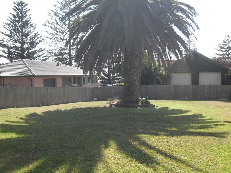 18 Coral Crescent, Tuross Head NSW 2537