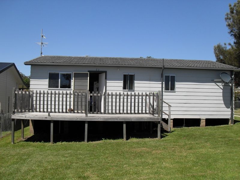 34 Gould Street, Tuross Head NSW 2537