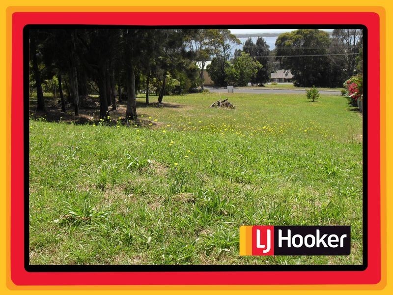 72 Coogee Street, Tuross Head NSW 2537